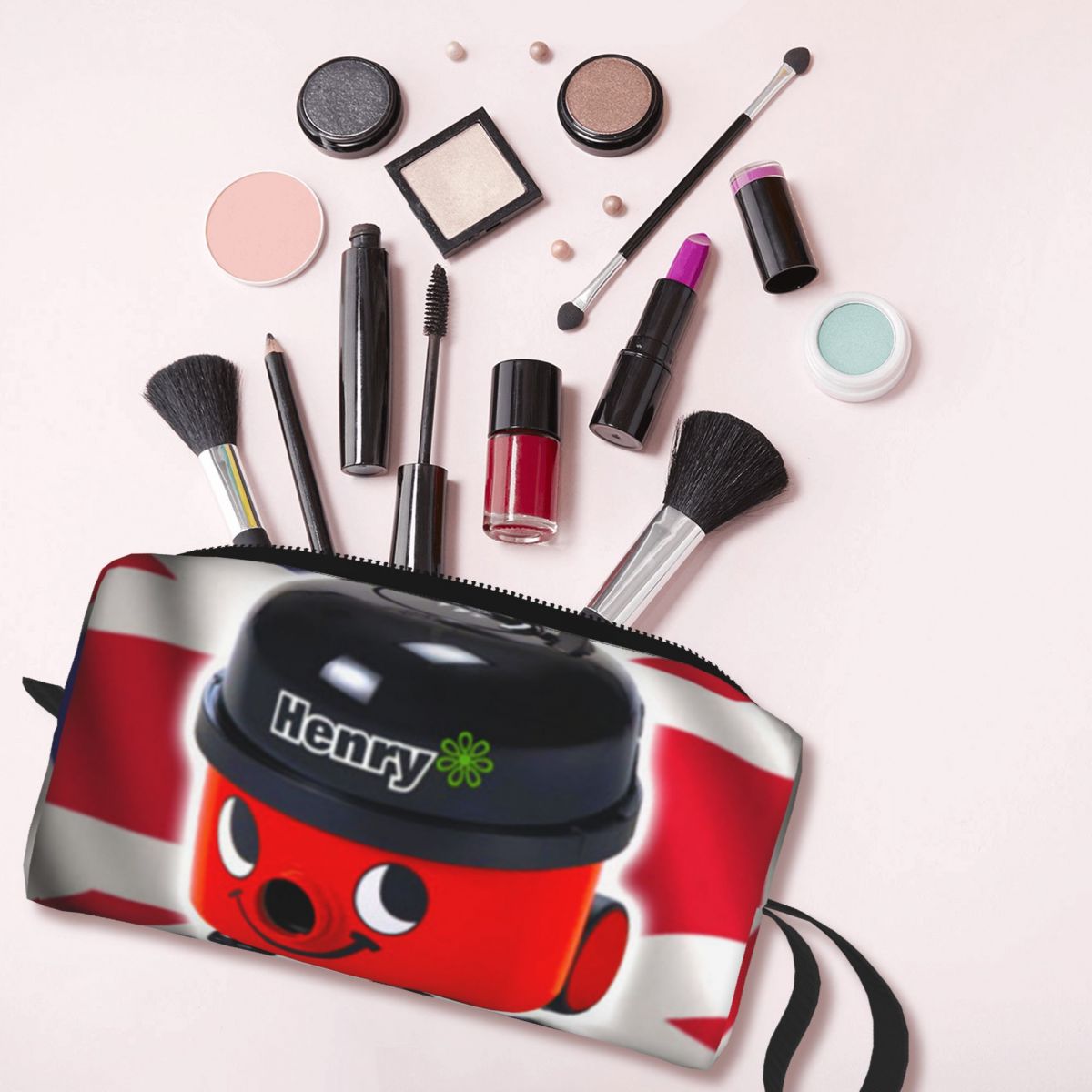 Kosmetyczka Henry Hoover z fla – Beauty Makeup Uk recenzja i cena