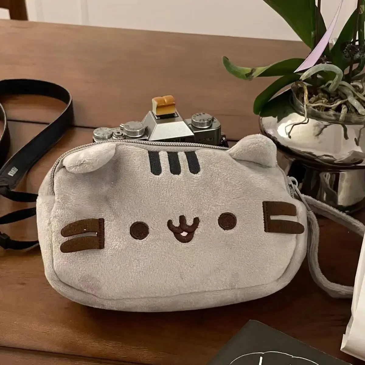 Uroczy piórnik Pusheen, kreskó – Beauty Makeup Case recenzja i cena